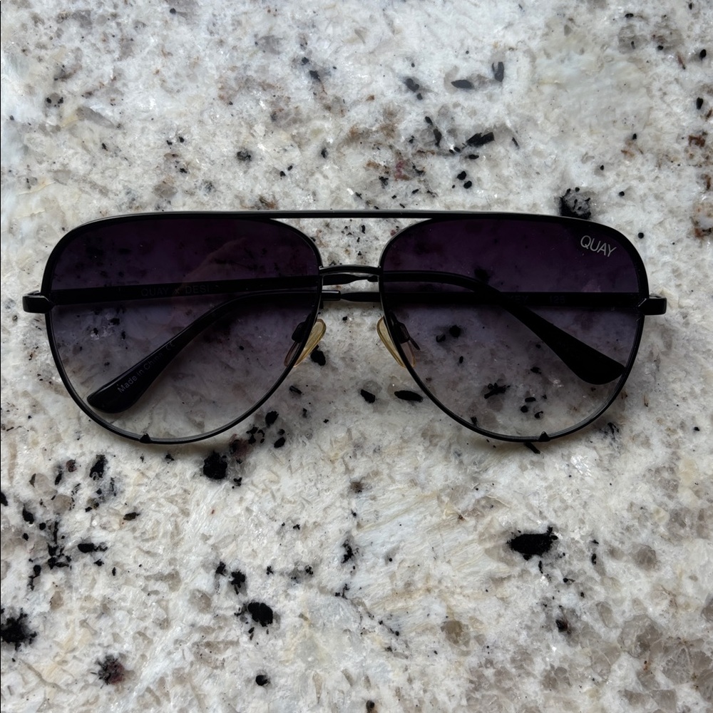 High Key Quay Sunglasses - Picture 3 of 6